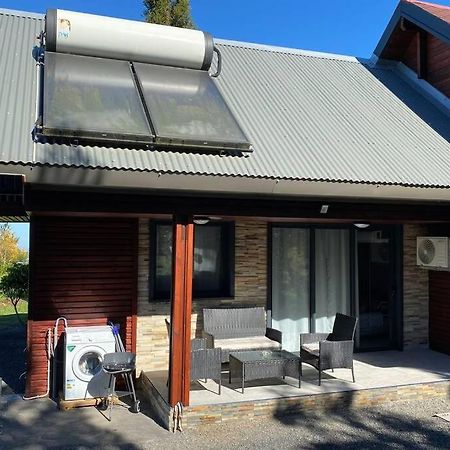 Agreable Chalet Au Milieu Des Sapins La Plaine des Cafres Exterior photo